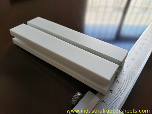 Beyaz PTFE cam lif kesicinin yırtılma direnci 260C'ye kadar